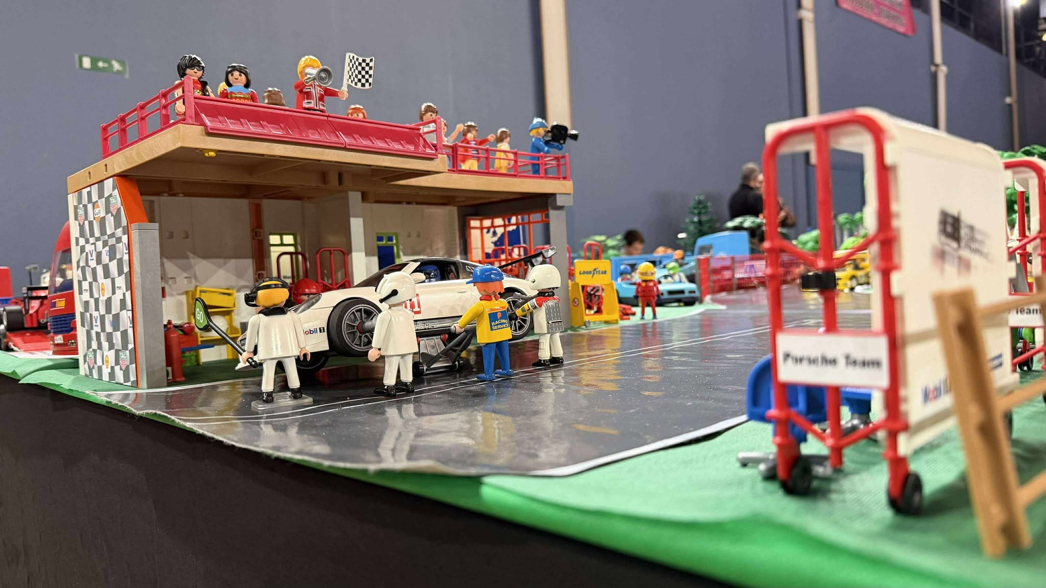 Playmobil 4.jpg (241 KB)