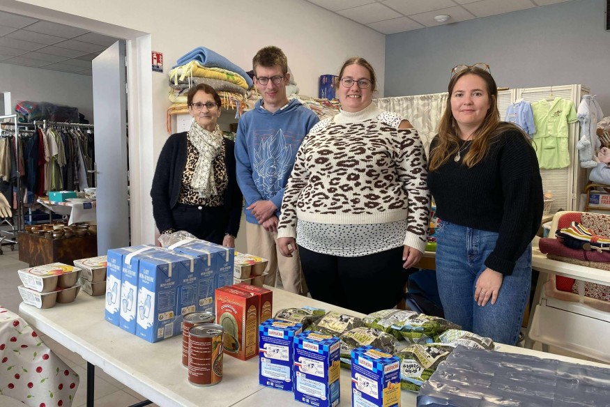 L'Arpentèle et sa distribution de paniers alimentaires.